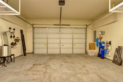 225 E 5th Street, Ferris, TX 75125 - Photo 32