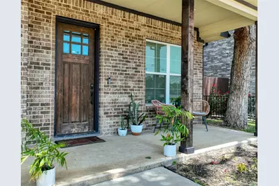 225 E 5th Street, Ferris, TX 75125 - Photo 4