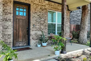 225 E 5th St, Ferris, TX 75125 - Photo 4