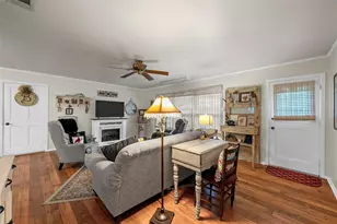 2019 Sugg Dr, Waco, TX 76710 - Photo 4