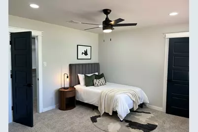 149 Parkwood Avenue, Arlington, TX 76013 - Photo 22