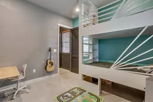 816 Alan Dr, Burleson, TX 76028 - Photo 22
