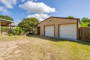 816 Alan Dr, Burleson, TX 76028 - Photo 36