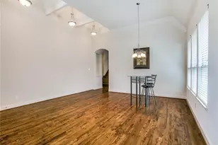8714 Isaac St, Plano, TX 75024 - Photo 4