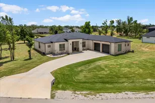 1039 Monaco Ct, Springtown, TX 76082 - Photo 30