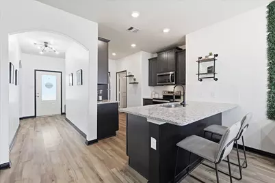 7533 Pleasant Oaks Street, Fort Worth, TX 76120 - Photo 10
