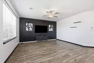 7533 Pleasant Oaks Street, Fort Worth, TX 76120 - Photo 24