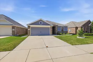 7533 Pleasant Oaks St, Fort Worth, TX 76120 - Photo 1