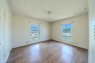 800 Mimosa Dr, Garland, TX 75040 - Photo 12