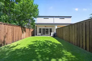 5233 Terry St, Dallas, TX 75223 - Photo 32