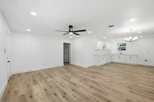 4704 Forbes St, Fort Worth, TX 76105 - Photo 12