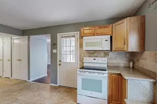 13818 Methuen Green Ln, Dallas, TX 75240 - Photo 10