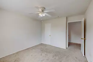 13818 Methuen Green Ln, Dallas, TX 75240 - Photo 26