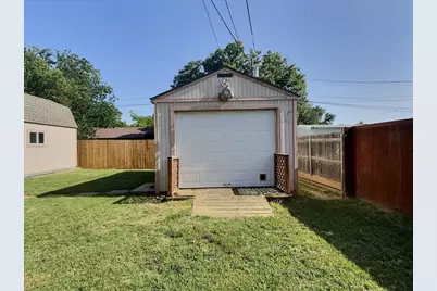 2304 SE 10th, Mineral Wells, TX 76067 - Photo 34