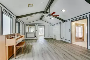 10102 Cherry Tree Dr, Dallas, TX 75243 - Photo 6