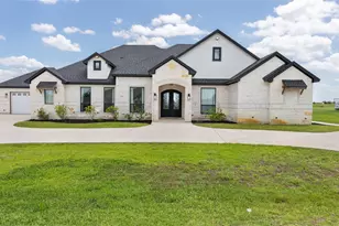 8224 Harvest Dr, Grandview, TX 76050 - Photo 1