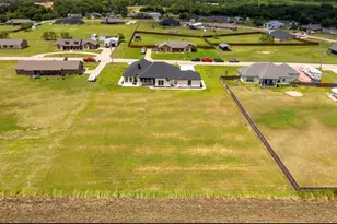 8224 Harvest Dr, Grandview, TX 76050 - Photo 4