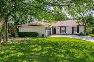 204 Tharp Dr, Highland Village, TX 75077 - Photo 1