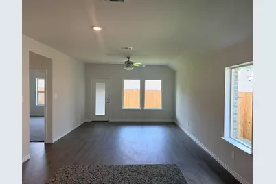1313 Hopes Lake Drive, Princeton, TX 75407 - Photo 2
