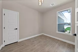 5115 Waterbury Ct, Granbury, TX 76048 - Photo 12