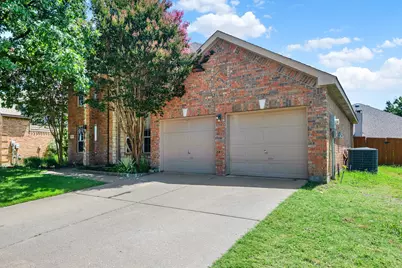 1413 Westmont Drive, McKinney, TX 75072 - Photo 2