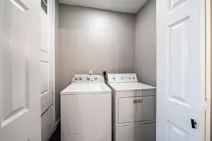 1920 S 18th St, Waco, TX 76706 - Photo 8