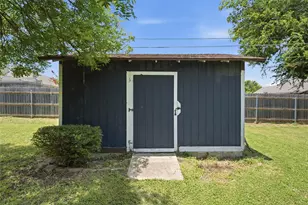 308 Oakwood Ln, Hewitt, TX 76643 - Photo 22