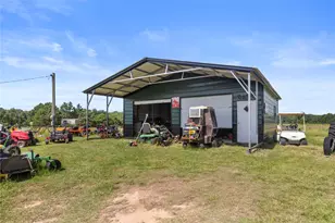 2461 County Rd 44800, Blossom, TX 75416 - Photo 20