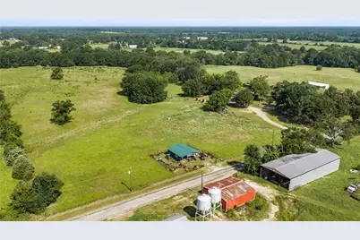 2461 County Road 44800, Blossom, TX 75416 - Photo 24