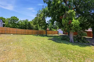 1403 S Marsalis Ave, Dallas, TX 75216 - Photo 22