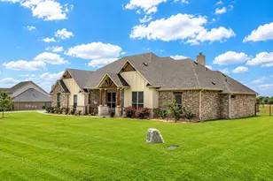 430 Solo Rdg Dr, Waxahachie, TX 75167 - Photo 2