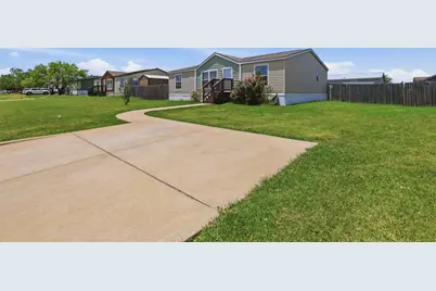 1408 Old Bridge Road, Cleburne, TX 76033 - Photo 4
