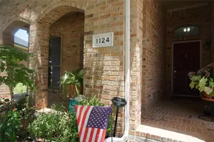 1124 Sunderland Ln, Fort Worth, TX 76134 - Photo 4