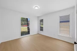 1947 Berwick Ave, Dallas, TX 75203 - Photo 18
