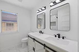 1947 Berwick Ave, Dallas, TX 75203 - Photo 16