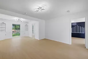 1947 Berwick Ave, Dallas, TX 75203 - Photo 2