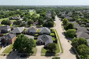 2723 Lake Way Dr, Grand Prairie, TX 75052 - Photo 40