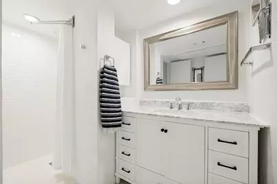 4317 Hartford Street #204, Dallas, TX 75219 - Photo 10