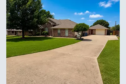 421 Bluebonnet Lane, Red Oak, TX 75154 - Photo 1