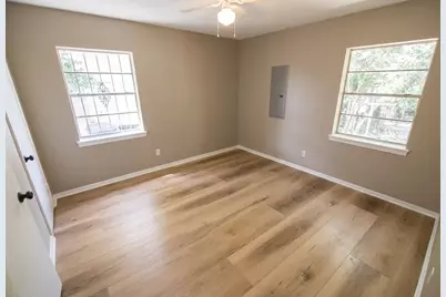 3539 S Ewing Avenue, Dallas, TX 75216 - Photo 4