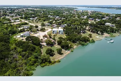 4601 Willow Court, The Colony, TX 75056 - Photo 4