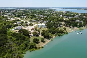 4601 Willow Ct, The Colony, TX 75056 - Photo 4