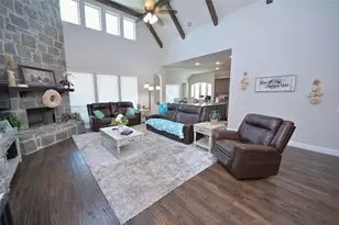213 Oakcrest Dr, Justin, TX 76247 - Photo 12