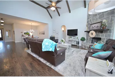 213 Oakcrest Drive, Justin, TX 76247 - Photo 14