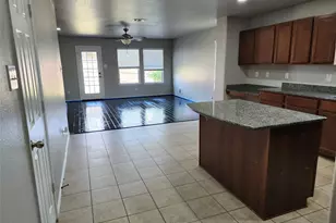 700 Swan Dr, Aubrey, TX 76227 - Photo 4