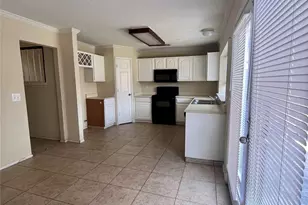 304 Trees Dr, Cedar Hill, TX 75104 - Photo 8