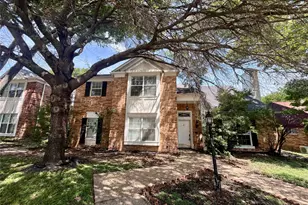 304 Trees Dr, Cedar Hill, TX 75104 - Photo 2