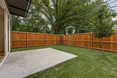 2416 Pennsylvania Avenue, Dallas, TX 75215 - Photo 22