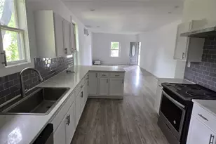 1336 E Maddox Ave, Fort Worth, TX 76104 - Photo 1