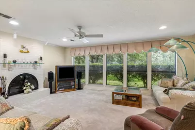 833 Kingston Drive, Mansfield, TX 76063 - Photo 6
